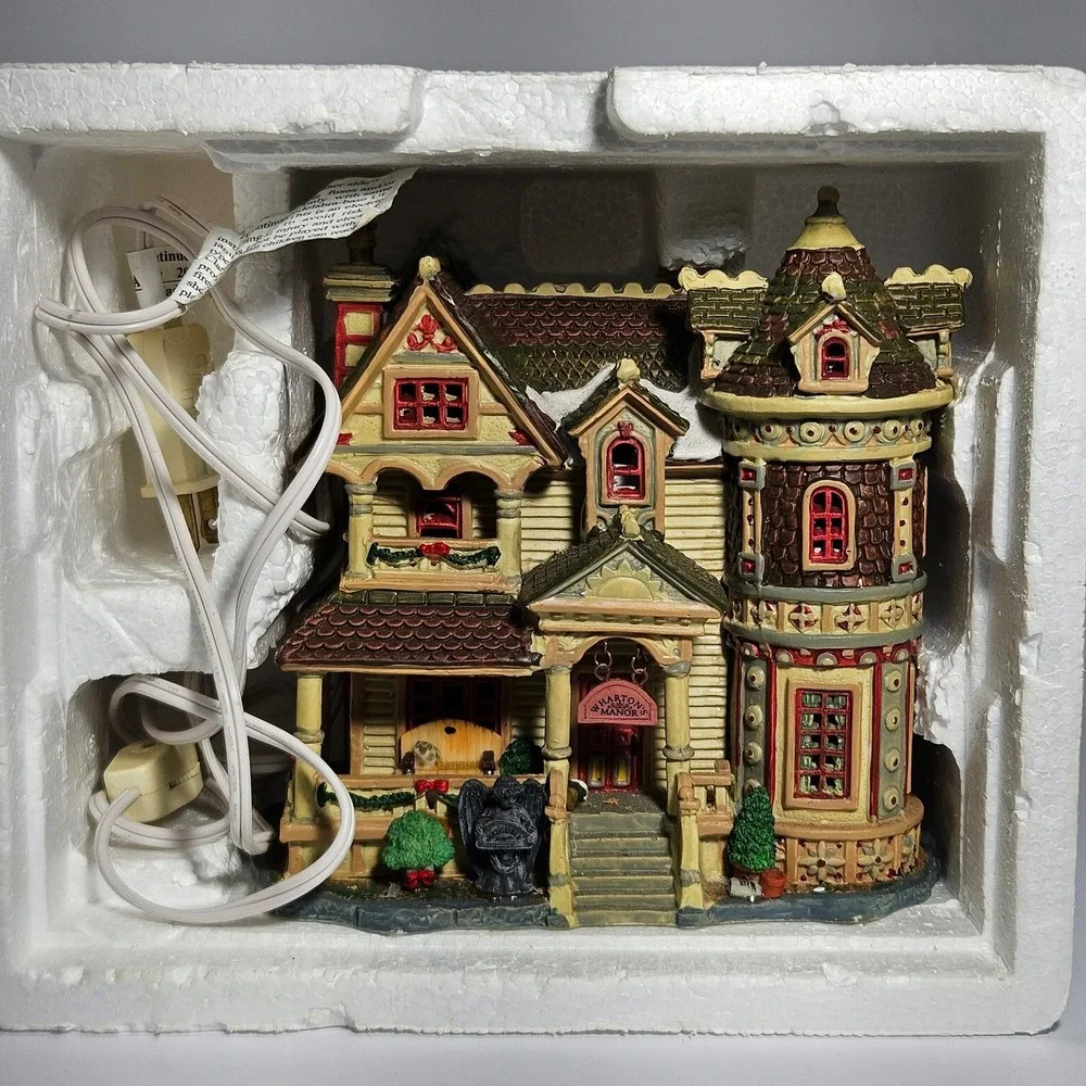 Lemax Coventry Cove Whartons Manor Porcelain Lighted House 2003 Village Decor
